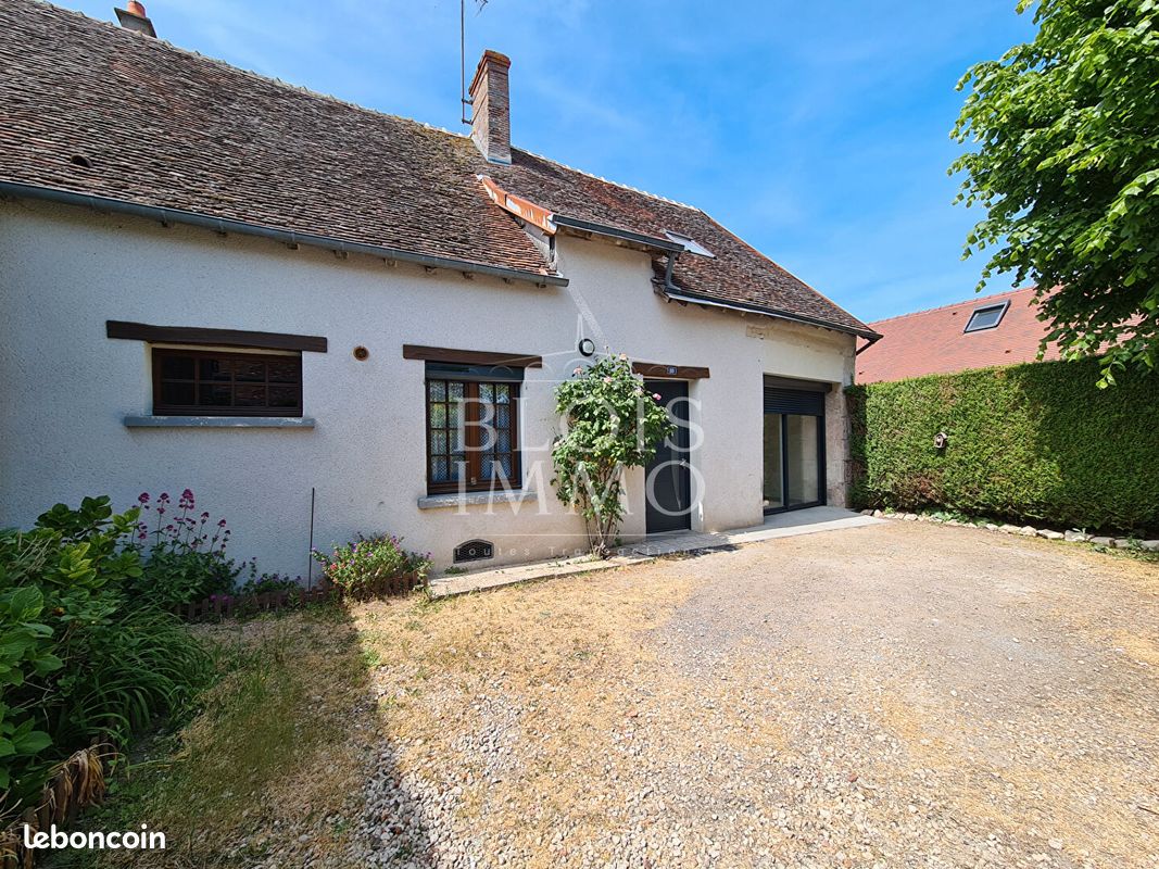Maison 3 pièces 70 m² · à Saint-Claude-de-Diray · 70 m² · 600 €