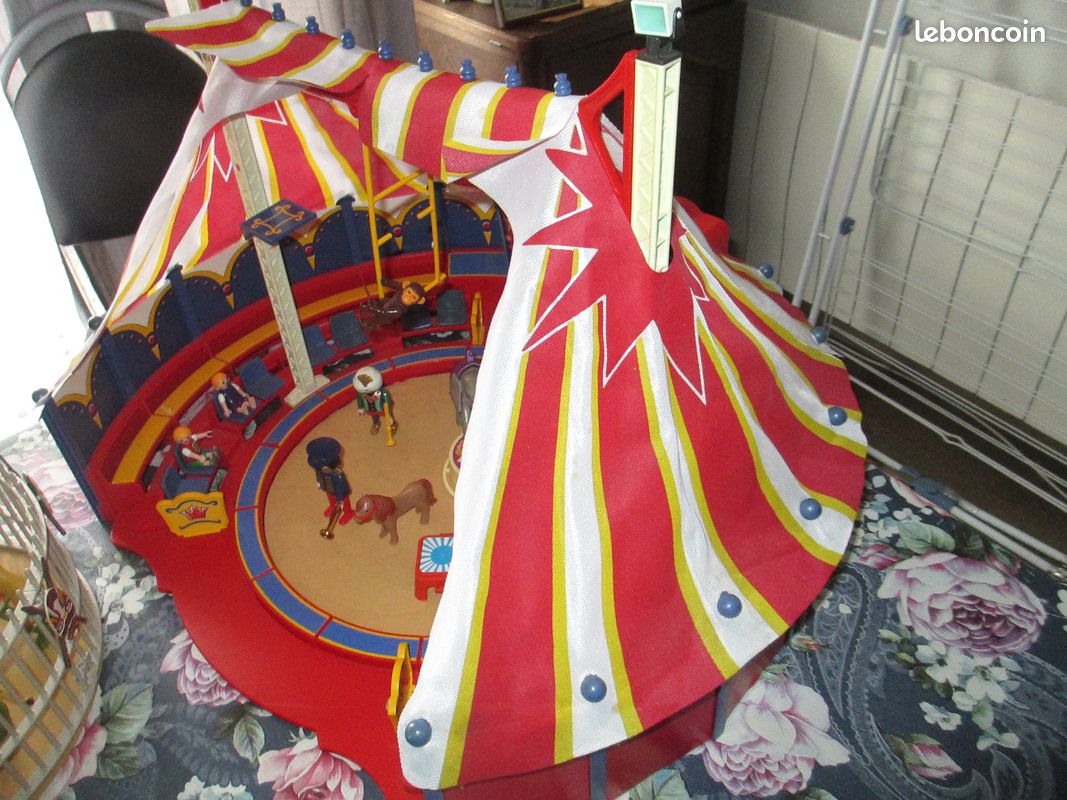 Gros lot playmobil tout themes vrac entre 75 et 80 Kg (image 6)