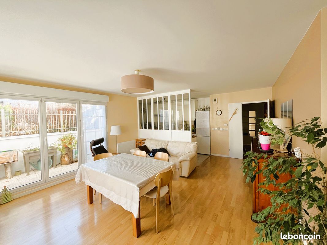 Appartement 4 pièces 94 m² · à Rueil-Malmaison · 94 m² · 519 000 €