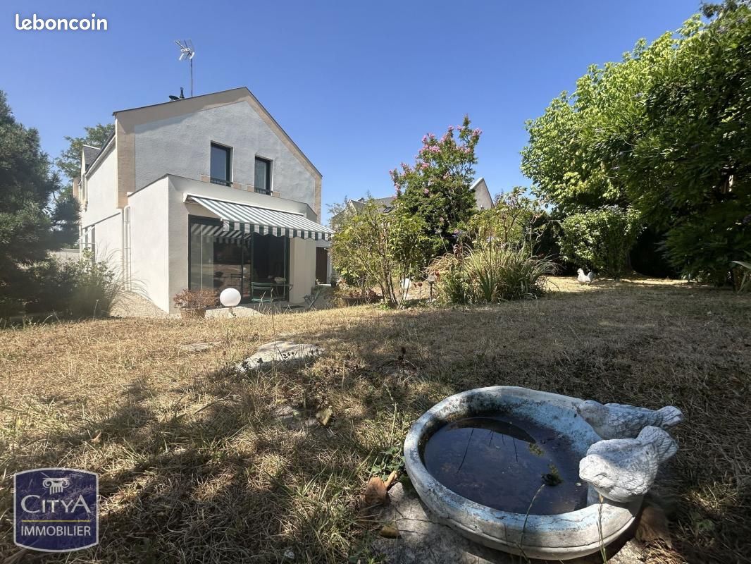 Maison 6 pièces 136 m² · à Blois · 136 m² · 265 000 €
