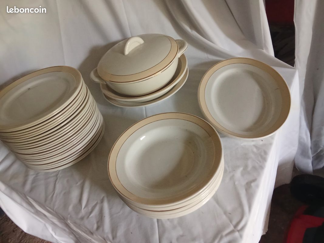 Service porcelaine opaque art déco (image 1)