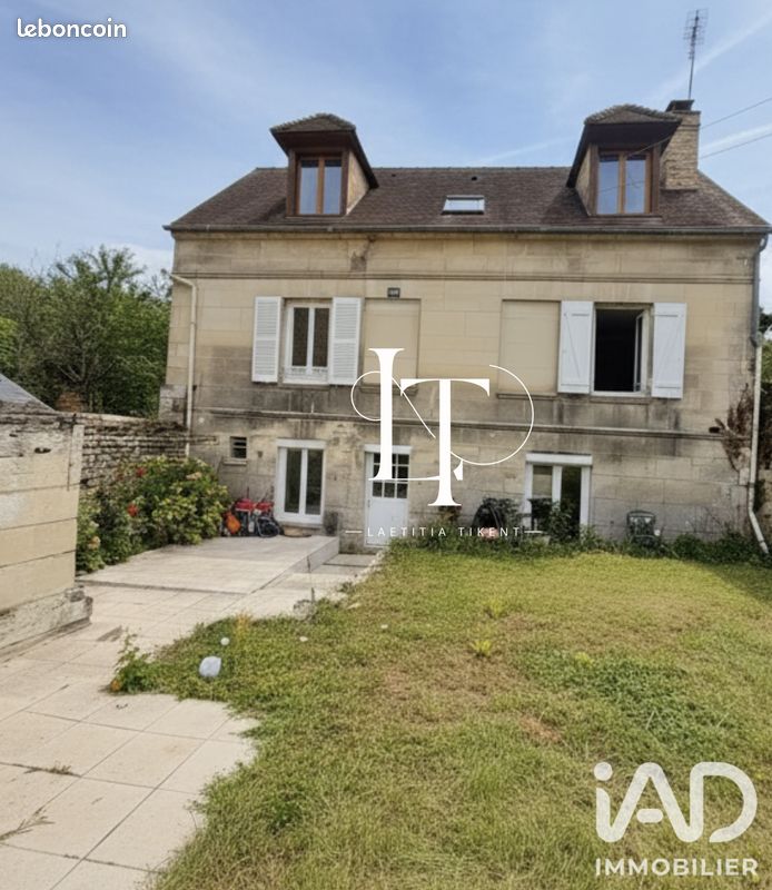 Maison 5 pièces 126 m² · à Saint-Vaast-lès-Mello · 126 m² · 245 000 €