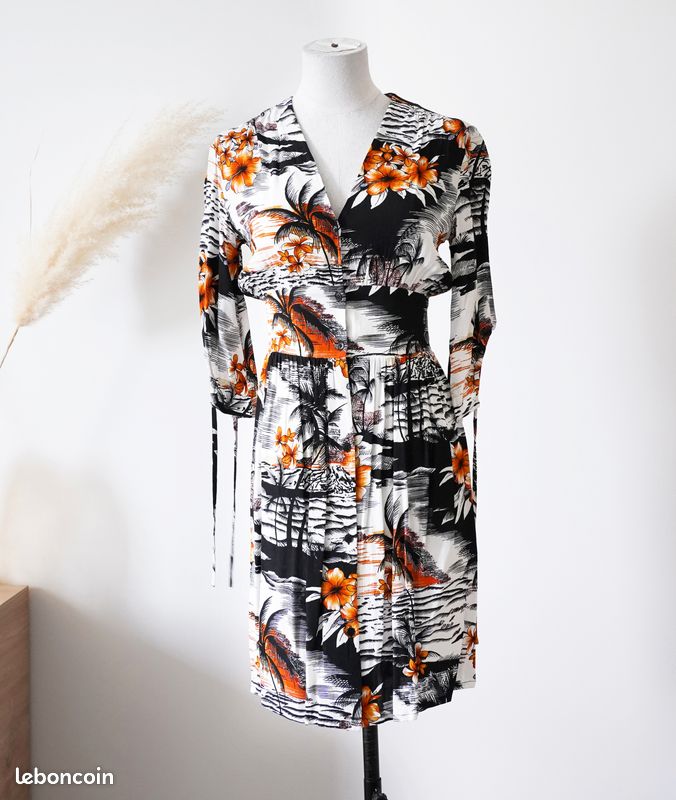 Robe à imprimé floral Maje Taille Vêtements