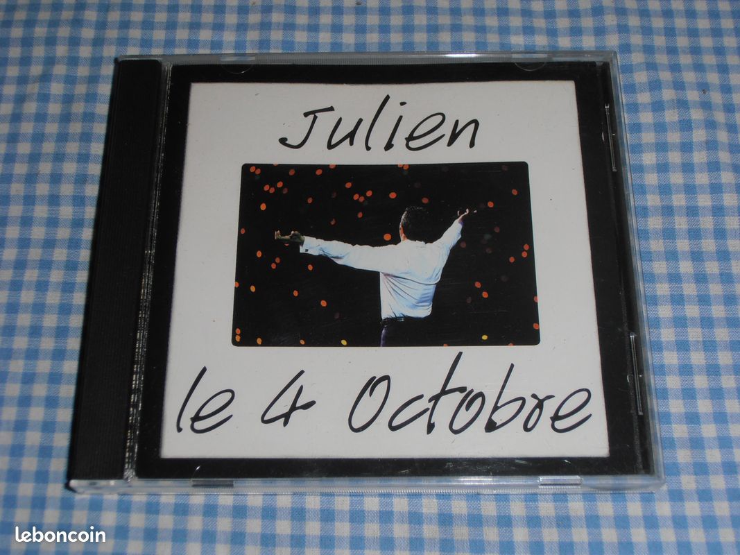 Lot 4 CD variété Française : Les Enfoirés/Notre Dame de Paris/Emilie Jolie/Julien Clerc (image 13)