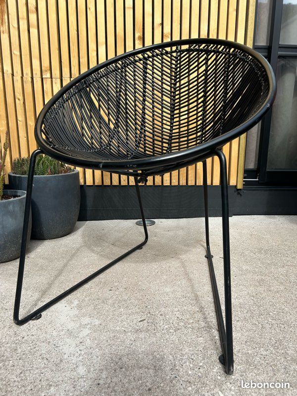4 Fauteuils ronds rotin et métal noir (image 1)