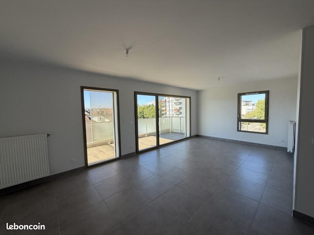 Appartement 3 pièces 69 m² · à Annecy · 69 m² · 1 735 €/mois