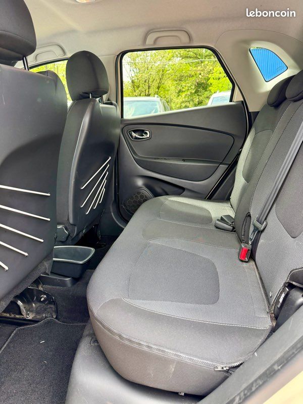 Renault captur 1.5l dci 90cv finition intens 223.800kms 02/2014 feux de jour a led gps écran tactile bluetooth attelage (image 10)