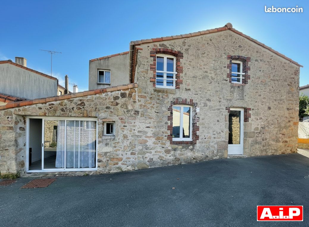 Maison 5 pièces 89 m² · à Saint-Mars-la-Réorthe · 89 m² · 132 500 €