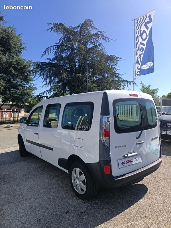 Renault Kangoo ZE ELECTRIC Maxi double cabine TVA récupérable 5 places Batterie neuve 22kw achat intégral garantie possible 6 mois reprise visite possible 7/7 (image 4)