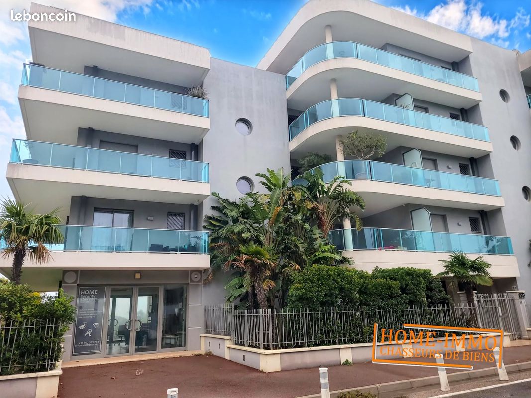 Parking 21 m² · à Antibes · 21 m² · 75 000 €