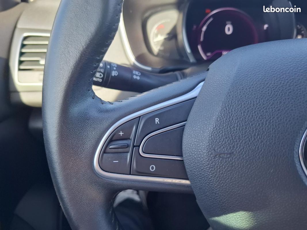 Renault megane 1.2 tce 100 energy limited (image 18)