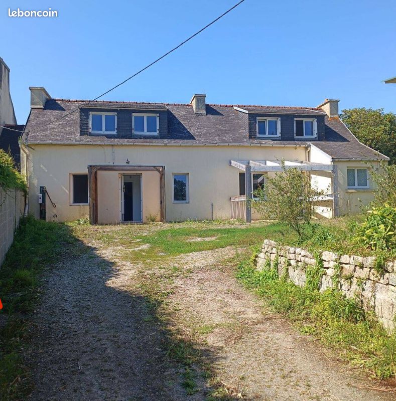 Maison 4 pièces 100 m² · à Guimiliau · 100 m² · 95 000 €