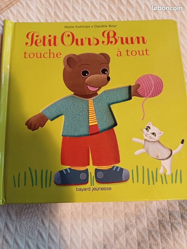 Livre du toucher petit ours brun (image 1)