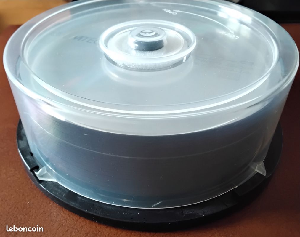 Cd r (image 1)