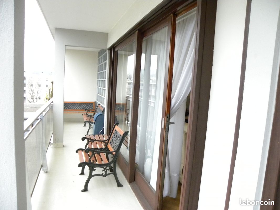 Appartement 3 pièces 75 m² · à Oyonnax · 75 m² · 95 000 €