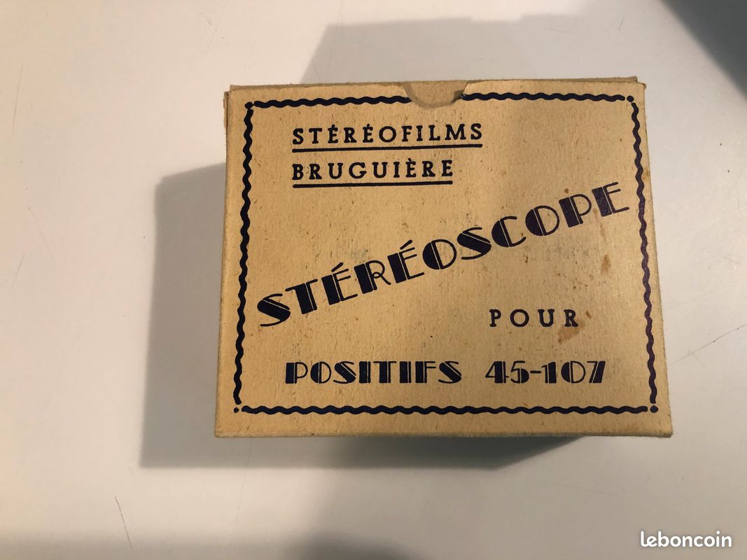 Stéréoscope Bruguière ancien et 10 boites de films (image 1)