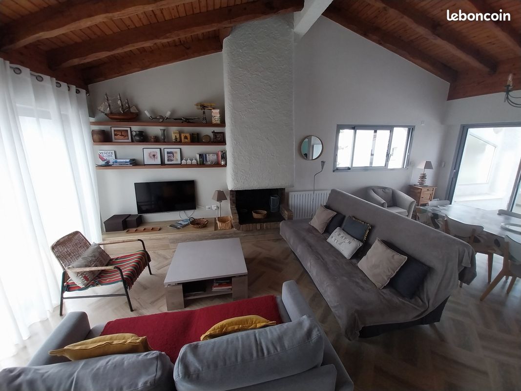 VILLA LES SANTOLINES - PARC CLEMENCEAU- 2 min de la plage- sous les pins - 6/8 pers - 3 chambres (image 3)