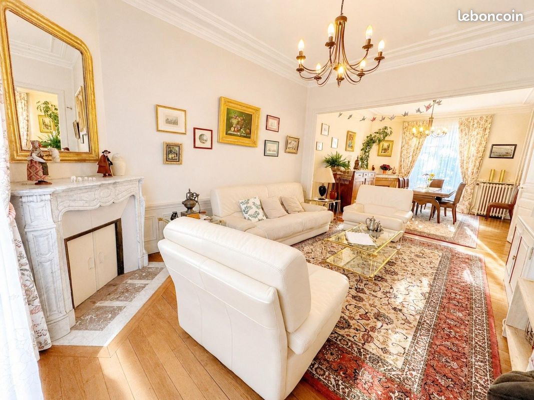 Maison 9 pièces 165 m² · à Melun · 165 m² · 452 000 €