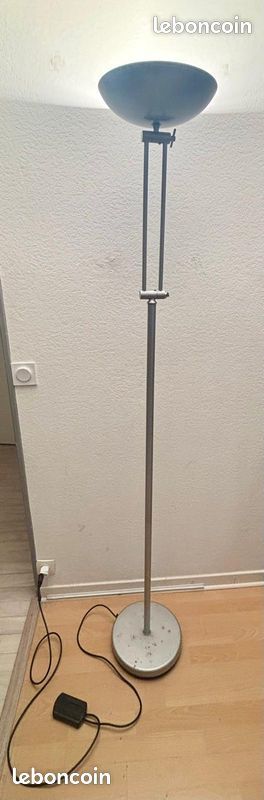 Grande lampe, lampadaire avec variateur d’intensité, gris, en métal , tête modulable, 185cm hauteur (prise Suisse) (image 2)