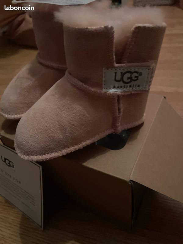Botte UGG bébé fille 18 Chaussures