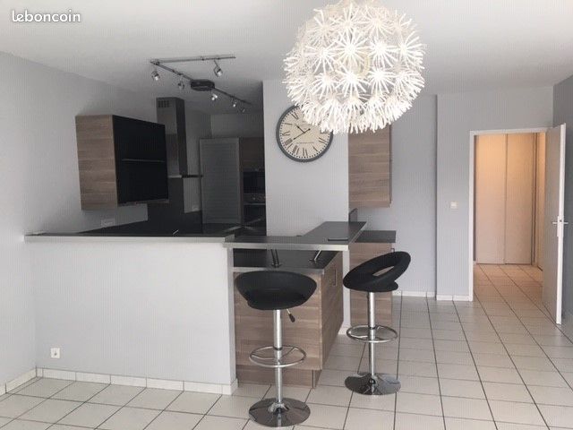 Appartement 3 pièces 80 m² · à Tours · 80 m² · 1 000 €/mois
