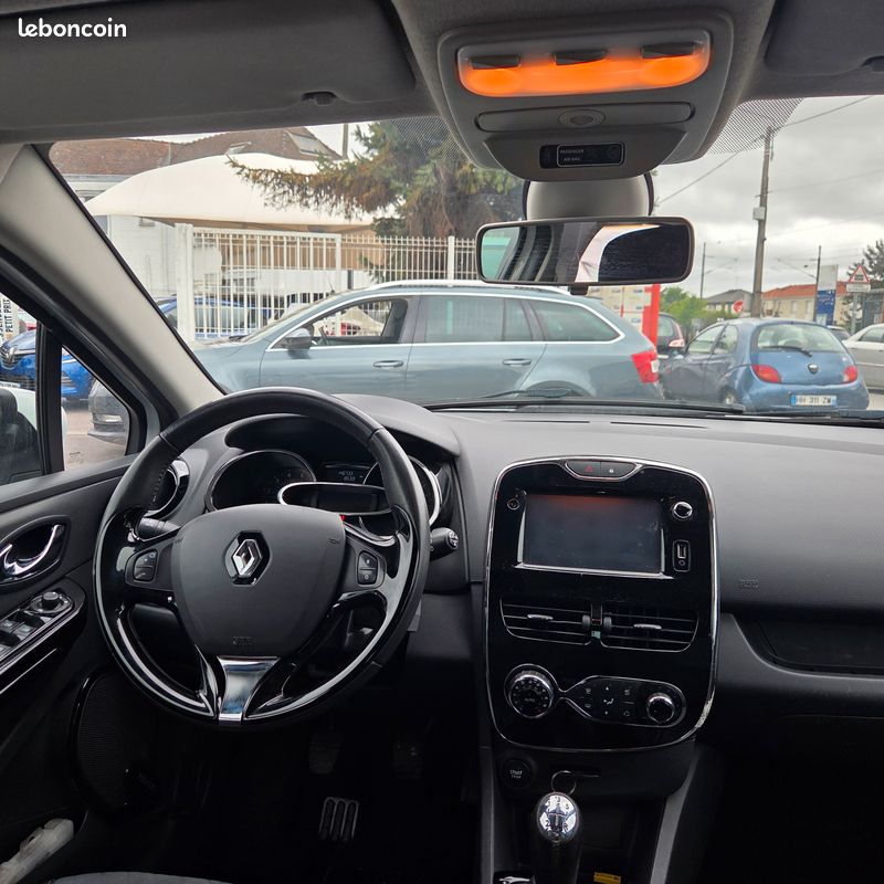 Renault Clio Intens Dci 90 (image 5)