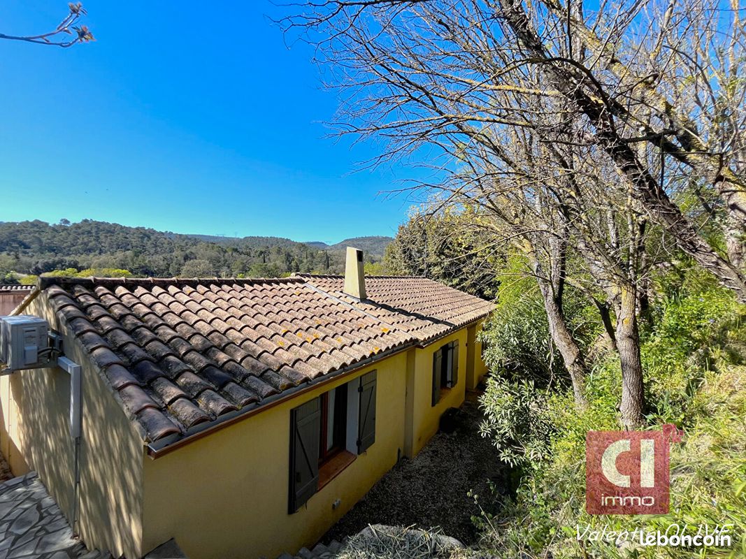 Maison 4 pièces 89 m² · à Sainte-Anastasie-sur-Issole · 89 m² · 298 000 €
