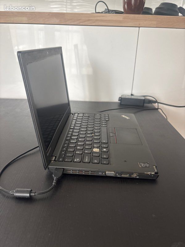 Lenovo ThinkPad X250 (image 2)