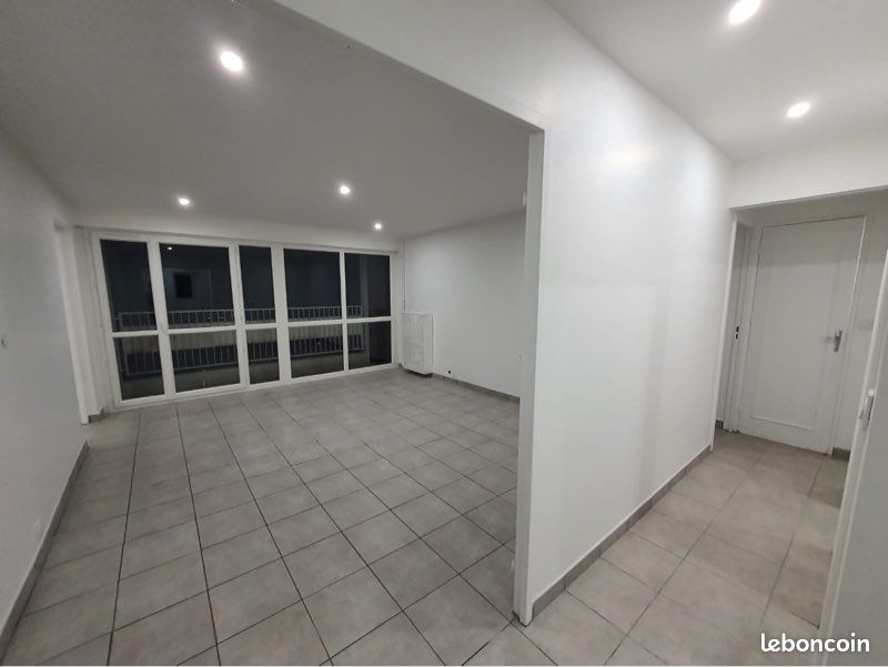 Appartement 4 pièces 84 m² · à Saint-Étienne · 84 m² · 800 €/mois