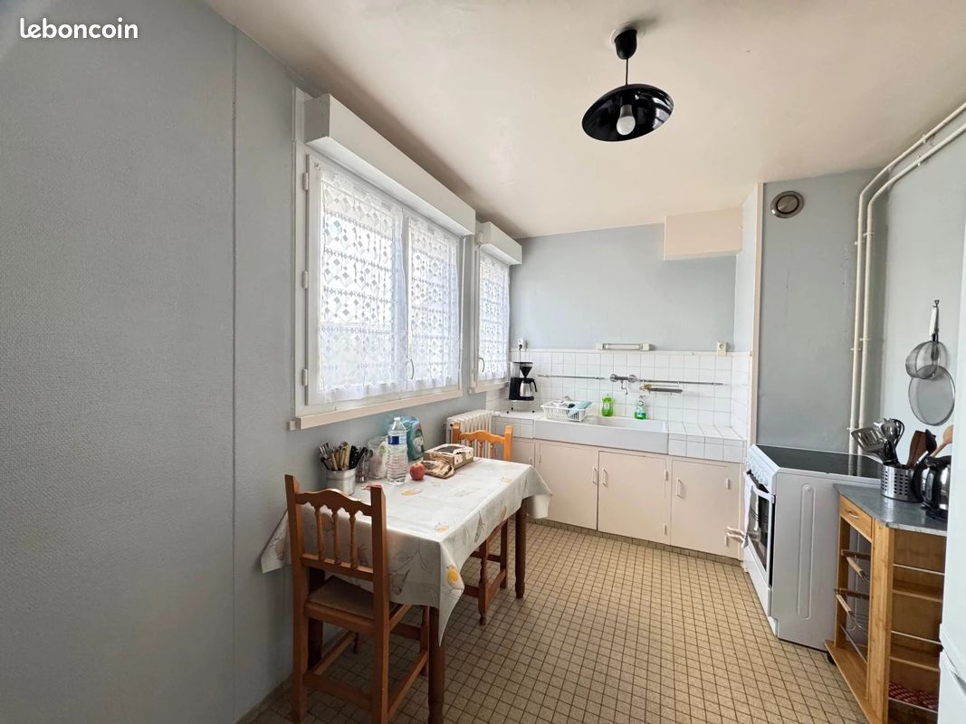 Appartement a louer mont-saint-aignan - 1 pièce(s) - 73 m2 - Surfyn