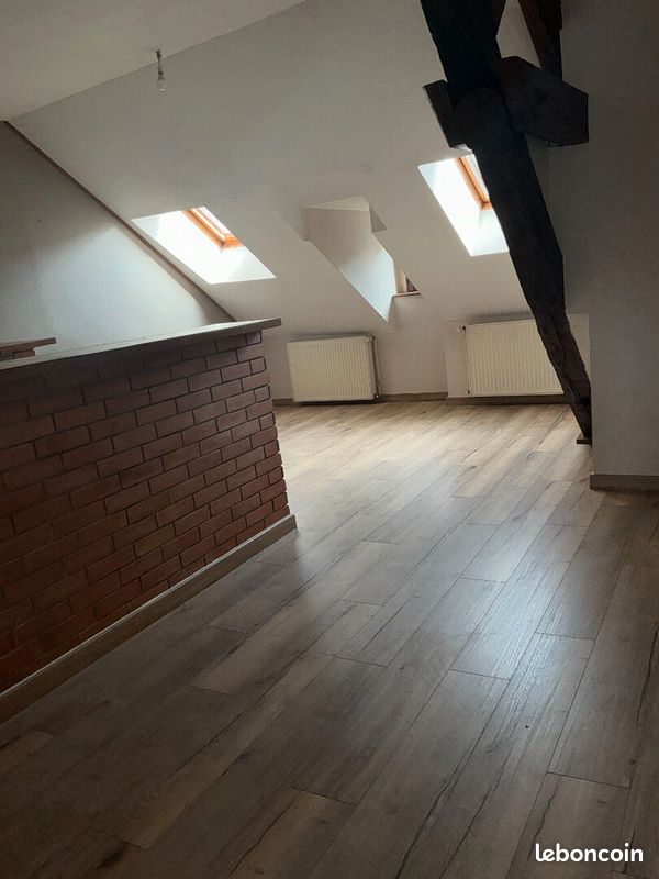 Appartement 3 pièces 58 m² · à Gray · 58 m² · 460 €/mois