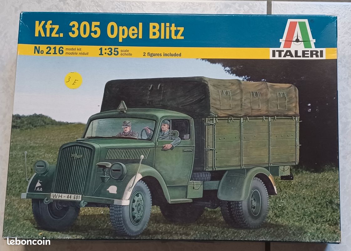 Italeri 3960 - Maquette véhicule WWII Opel Blitz Civil 1/24