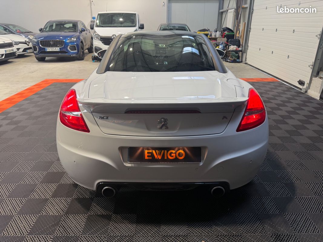 PEUGEOT RCZ R 1.6 THP 270CH / GARANTIE 12 MOIS EDITION LIMITÉe (image 9)