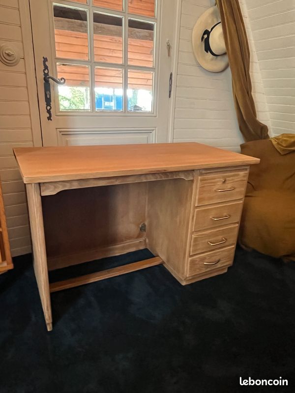 Bureau année 50 (image 1)