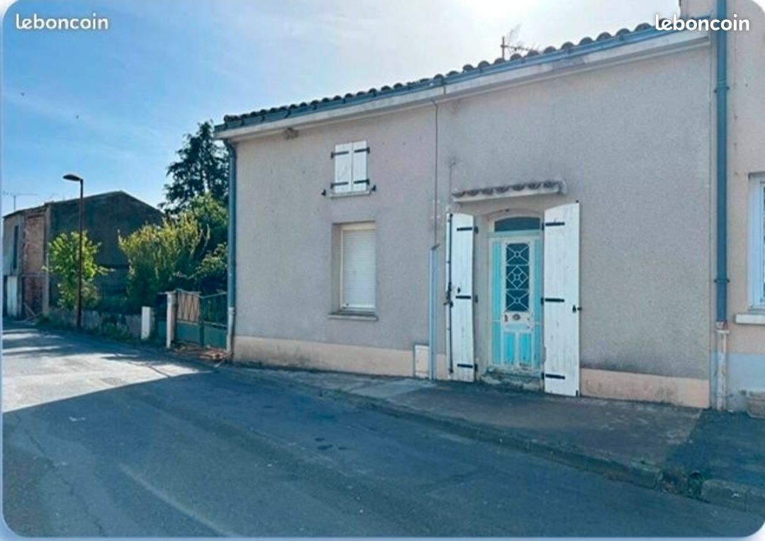 Maison 5 pièces 85 m² · à Mauléon · 85,2 m² · 50 000 €