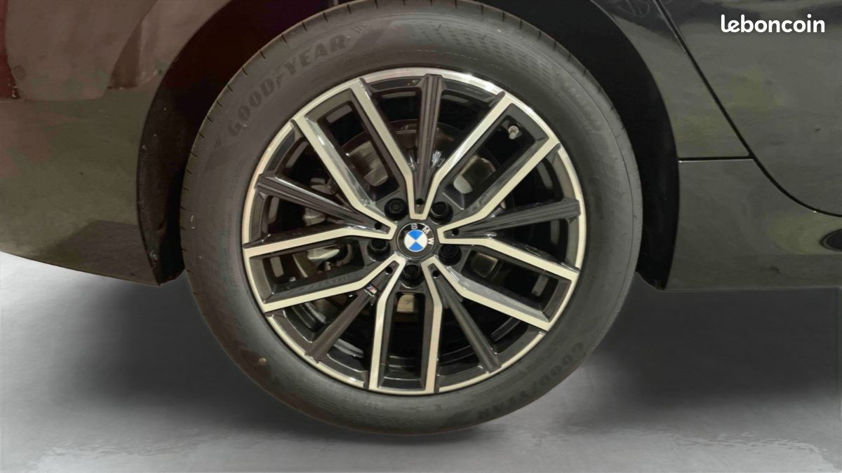BMW Active Tourer 220i 170 ch DKG7 M Sport (image 16)