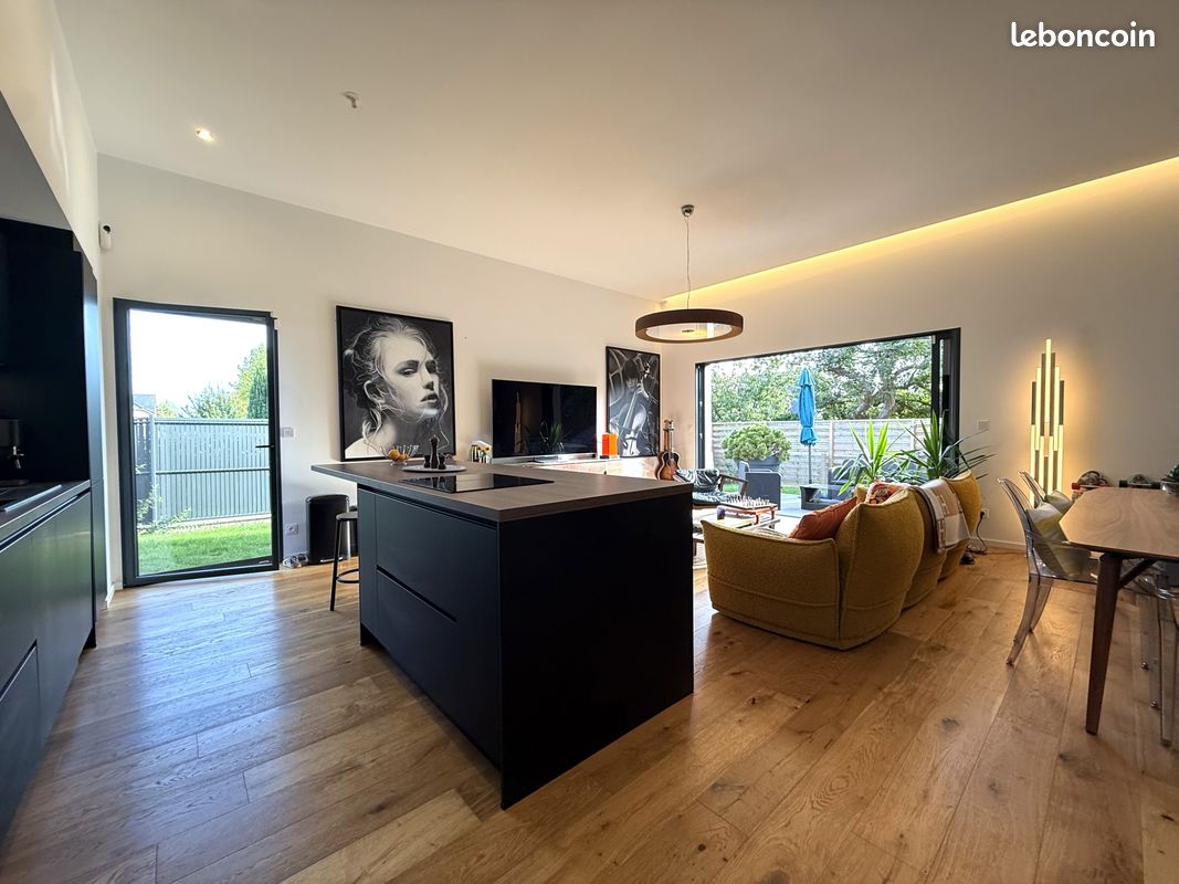 Maison 5 pièces 120 m² · à Franqueville-Saint-Pierre · 120 m² · 470 000 €