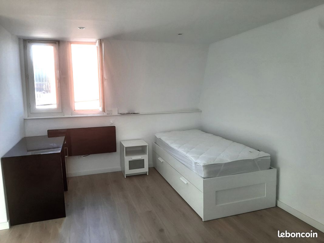 Appartement 1 pièce 28 m² · à Valenciennes · 28 m² · 560 €/mois