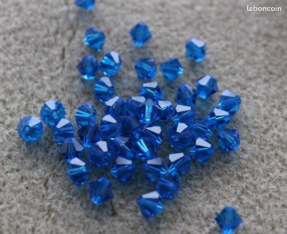 Une boite de 285 perles toupies Swarovski de 6 mm CAPRI-BLUE (5301) (image 6)