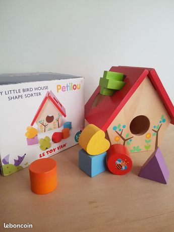 Le toy van Ma petite maison oiseau boîte à formes en bois Jeux