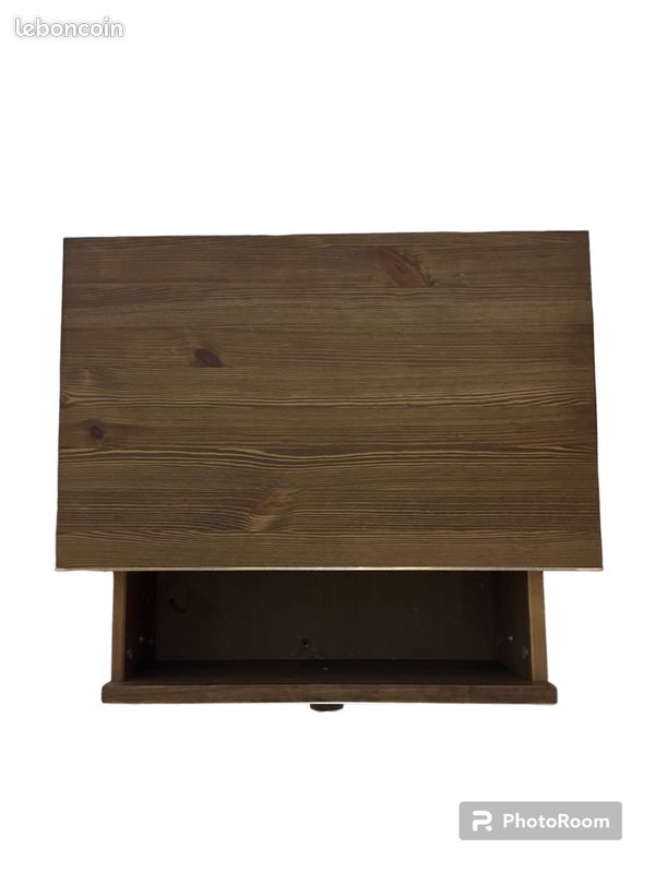 Meuble d’appoint en bois (image 2)