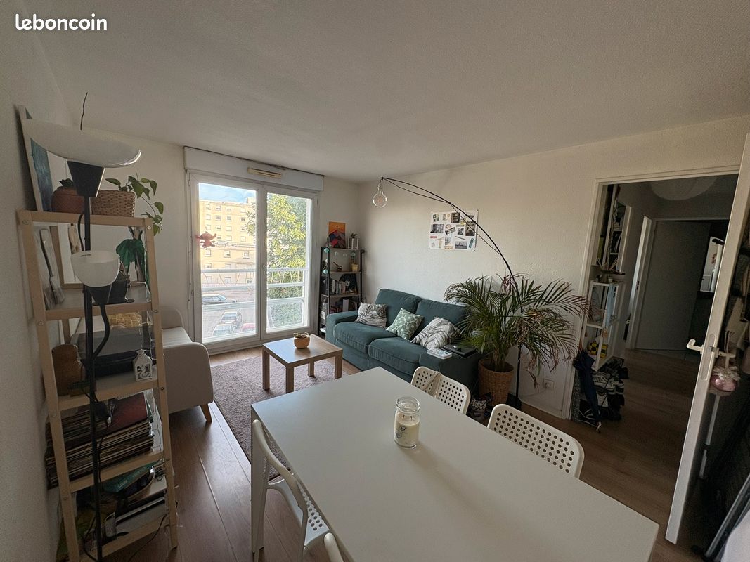 Parking 38 m² · à Bordeaux · 38 m² · 850 €/mois