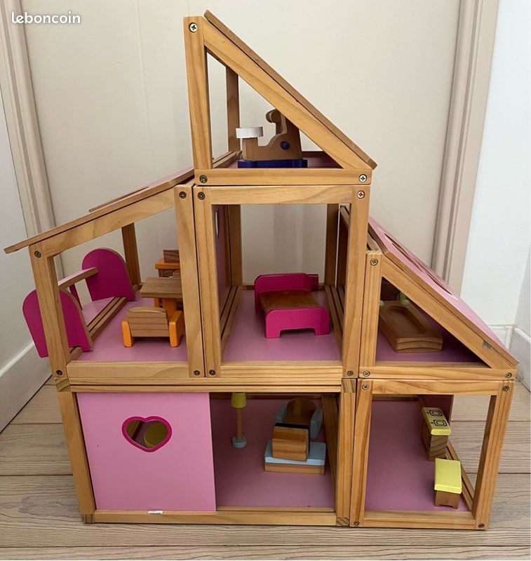 Maison de poupée en bois meublée - Nature & Découvertes