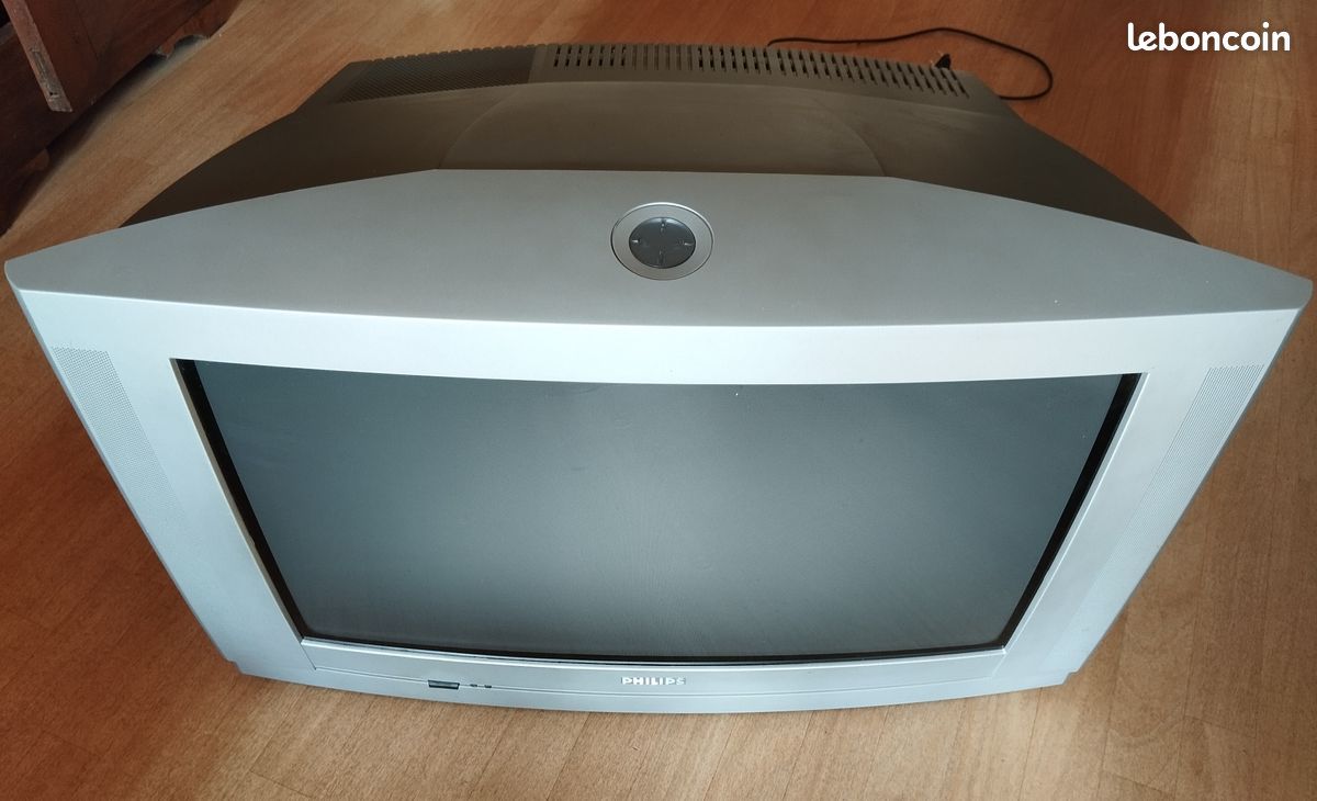 Télévision Philips CRT 35cm (13,9 Pouces) – Vintage, Fonctionnelle, 240p