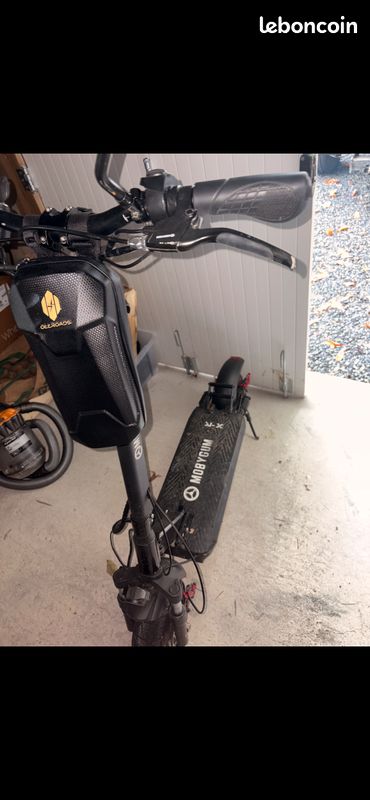 Trottinette électrique double moteur (image 1)