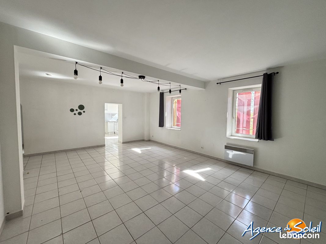 Appartement 3 pièces 80 m² · à Bize-Minervois · 80 m² · 575 €/mois