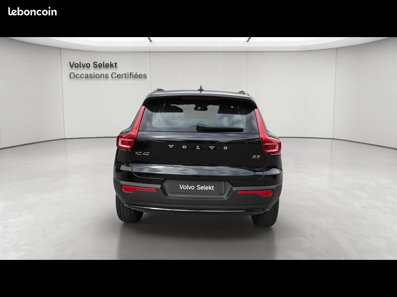 Volvo XC40 B3 163ch Plus DCT 7 (image 4)