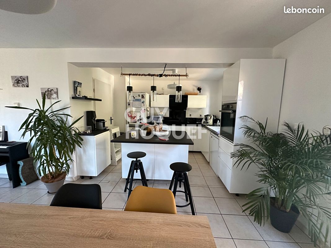 Maison 5 pièces 130 m² · à Notre-Dame-d'Oé · 130 m² · 318 000 €