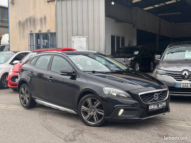 Volvo V40 Cross Country 2013