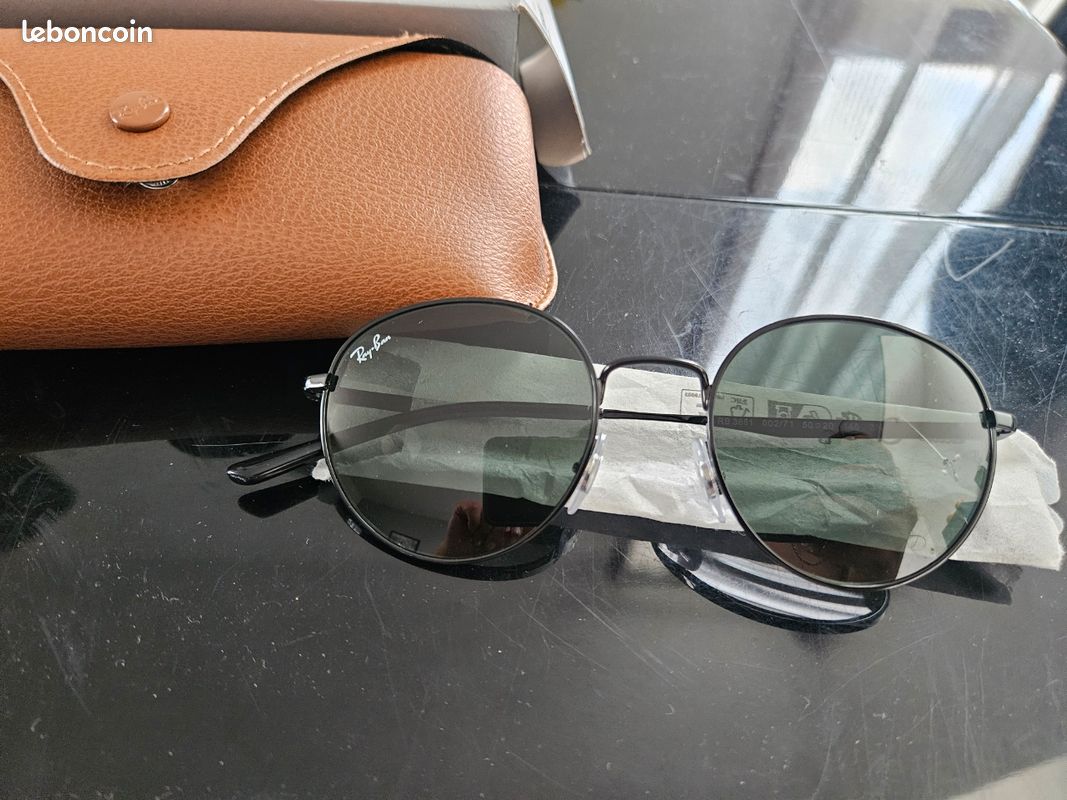 RayBan RB3681 lunettes de soleil neuves
Réf RB3681
Neuves avec boîte
Cadeau qui n'a pas convenu, je les revends donc (image 3)
